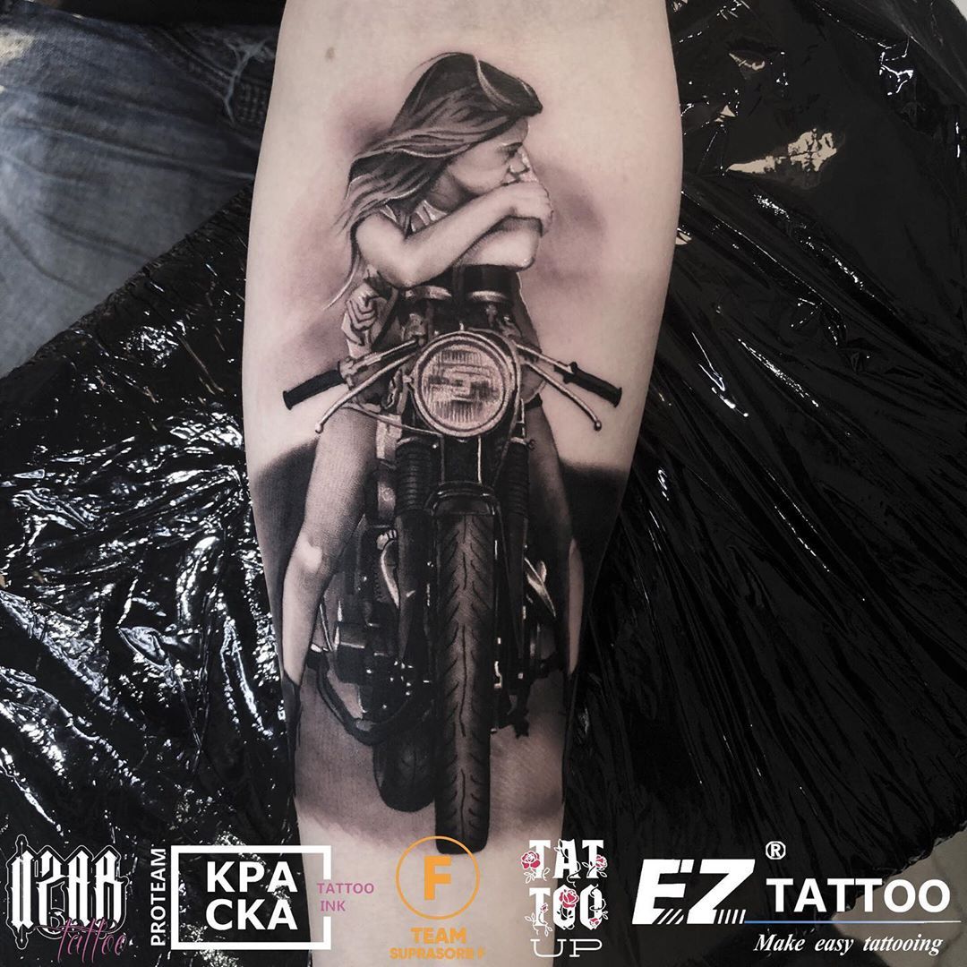 Tattoo em realismo preto e cinza | Timur Uzar | КРАСКА Pro Team | Ufa, Rússia