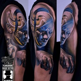 Tatuagem surrealista por TOFI