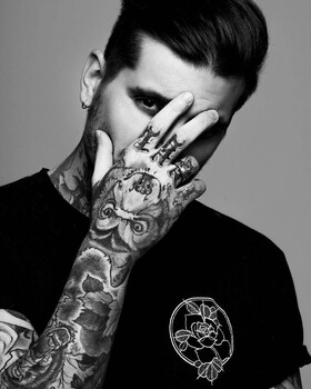 Tatuagem neo tradicional por Marty Early