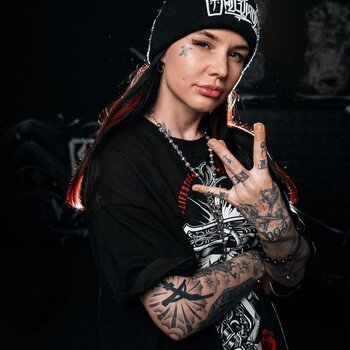 Artista de tatuagem Baby G