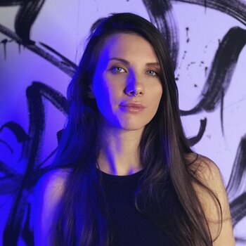 Artista de tatuagem Victoria Maslova