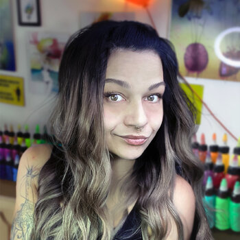 Artista de tatuagem MissPank
