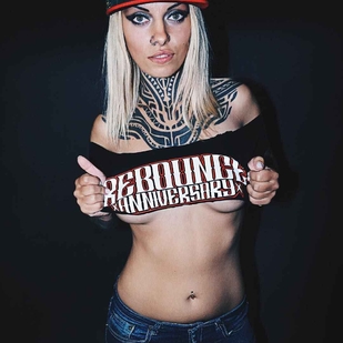 🔥 Fotos quentes, portfólio de modelos  #2232 Modelo de tatuagem Teya Salat