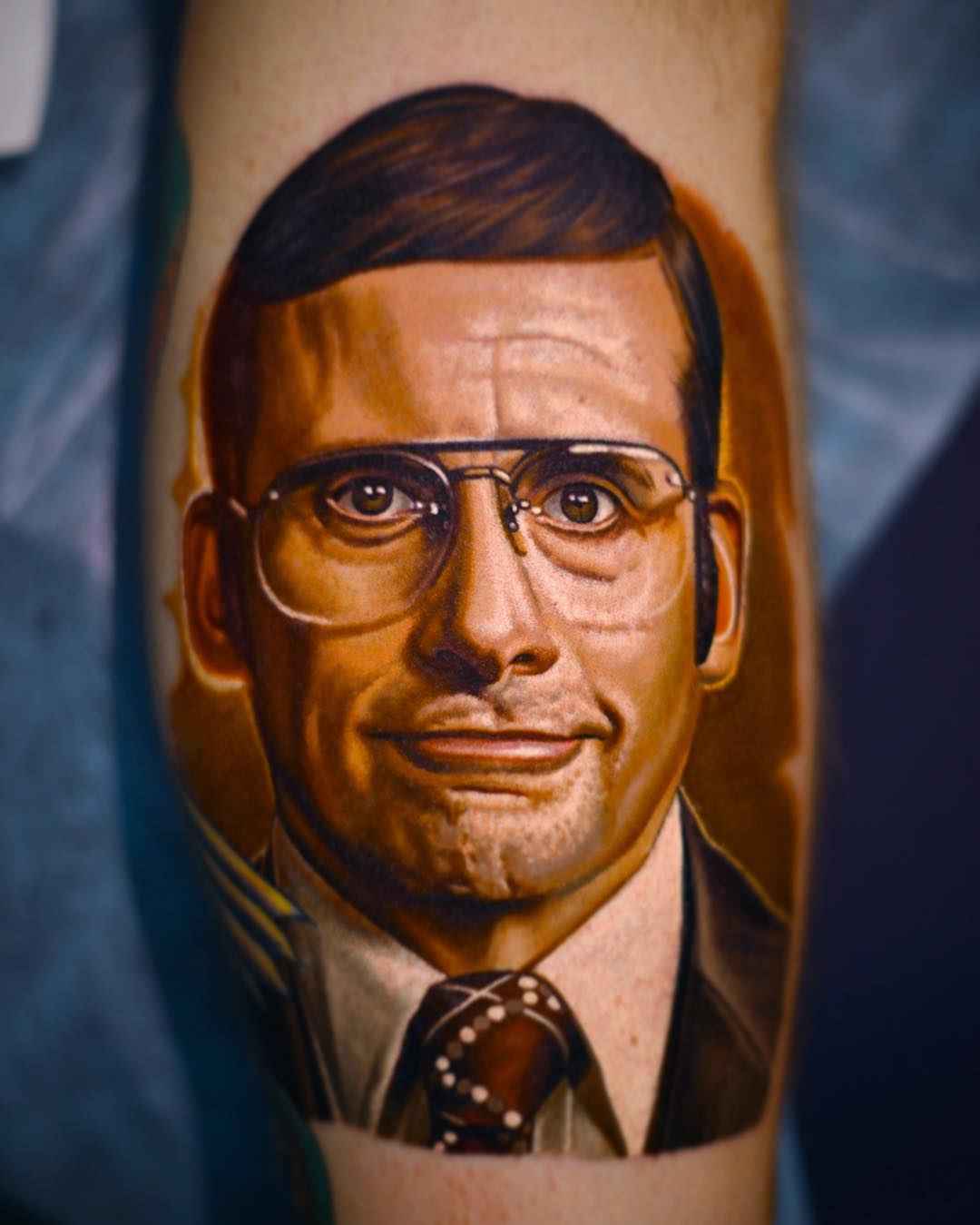 Artista de tattoo Nikko Hurtado. Entrevista em Moscou, Rússia. Realismo de tattoo em cores