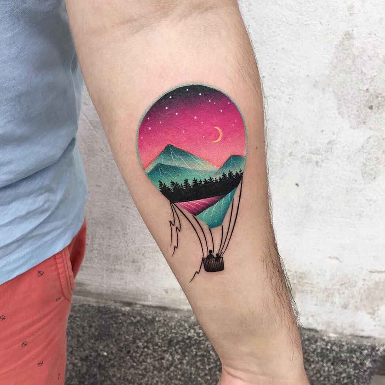 Silueta de tatuagem por Daria Stahp