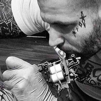 Artista de tatuagem  Andrew Little Andy Marsh