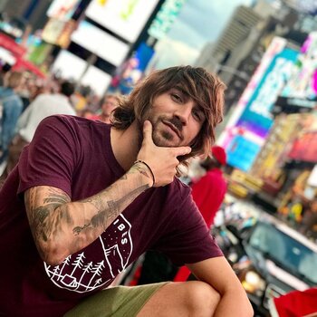 Artista de tatuagem Alberto Marzari