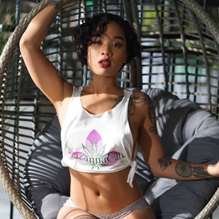 🔥 Fotos quentes, portfólio de modelos  #25728 Modelo de tatuagem Honey Gold