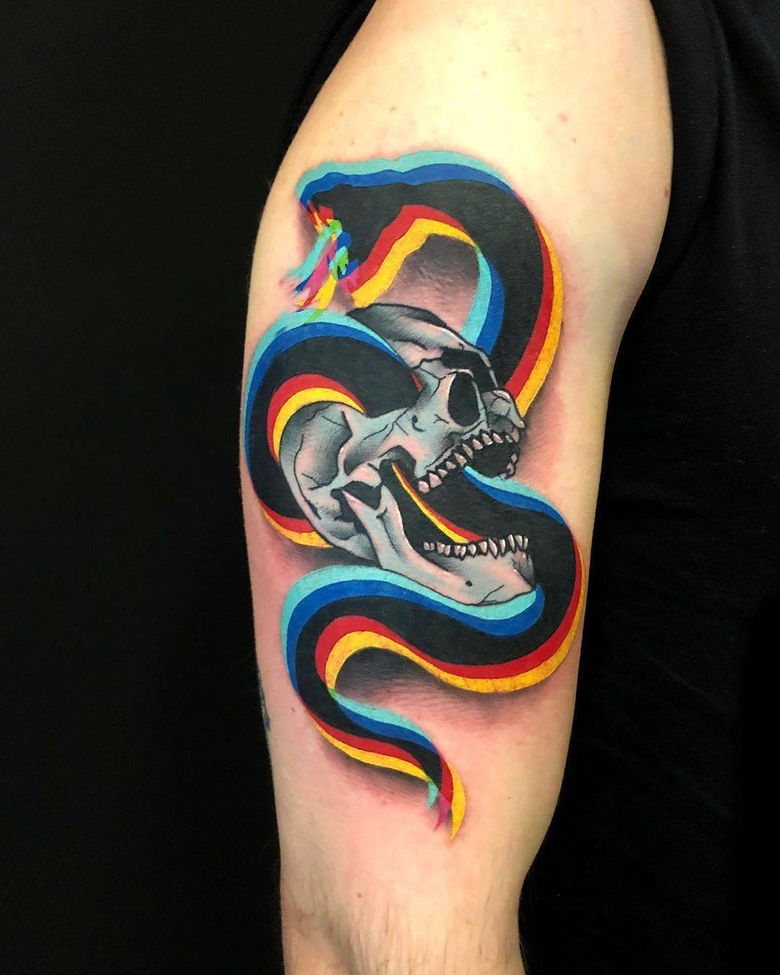 Tatuagem tradicional surrealista por Adam Friedman