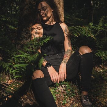 Artista de tatuagem Joanna Kru