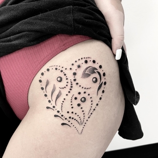 🔥 Fotos quentes, portfólio de modelos  #59866 Artista de tatuagem Naira Dots