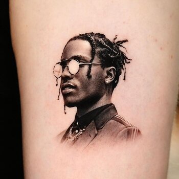 Artista de tatuagem GODY