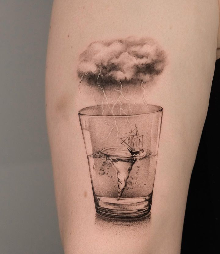 Sonhos Pretos e Fantasias Cinzentas: A Magia dos Tatuagens de Hanna Talalaenka