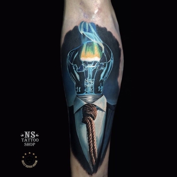 O Godfather dos Tatuagens de Realismo Ural de Ruslan Miftakhov