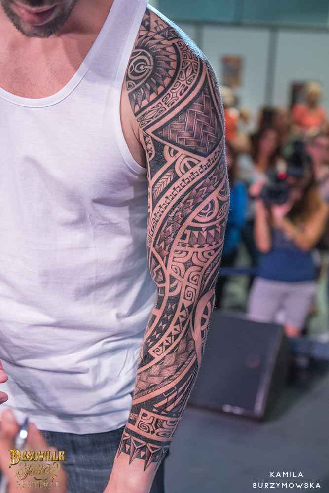 vencedor do Festival de Tatuagem de Deauville 2017 | Ornamental 1st Deane Michael