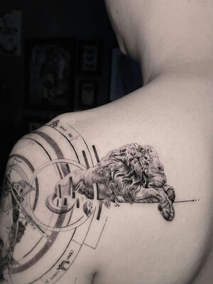 Wang Jun: A arte do micro-realismo na cena de tatuagem chinesa