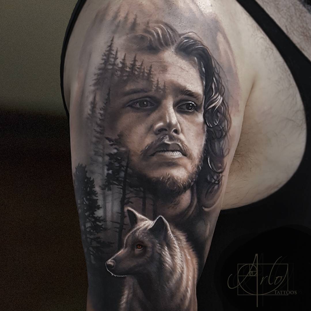 Artista de tatuagem Arlo DiCristina