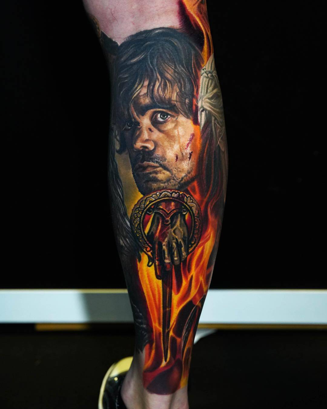 Artista de tatuagem Nikko Hurtado