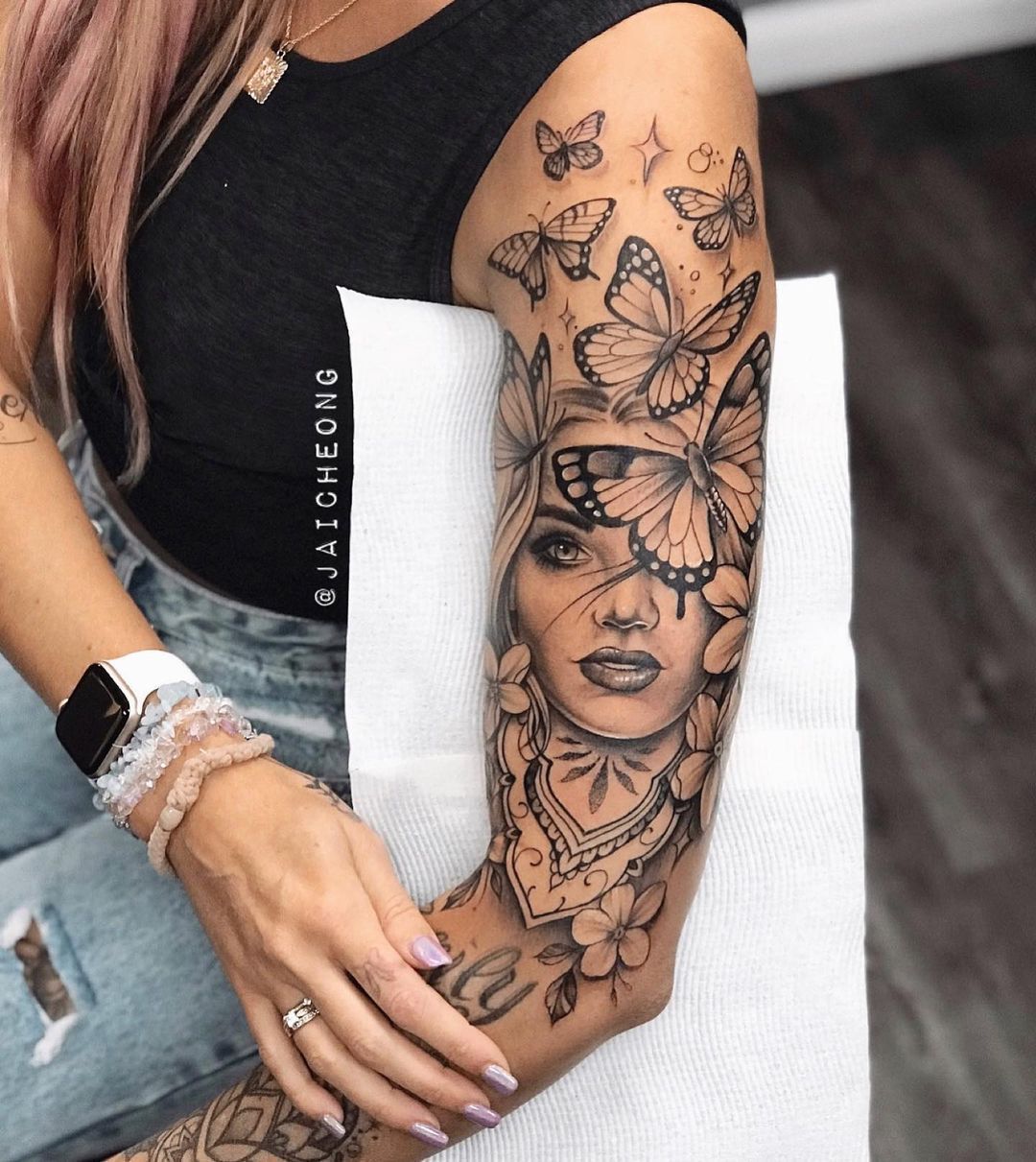 Delicate female tattoos by Jai Cheong | iNKPPL