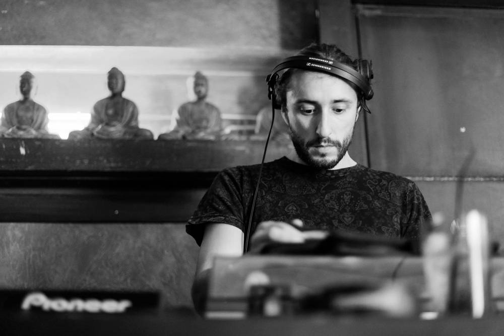 Tattoo artist Toni Angar, bright color crazy new school tattoo | Spain