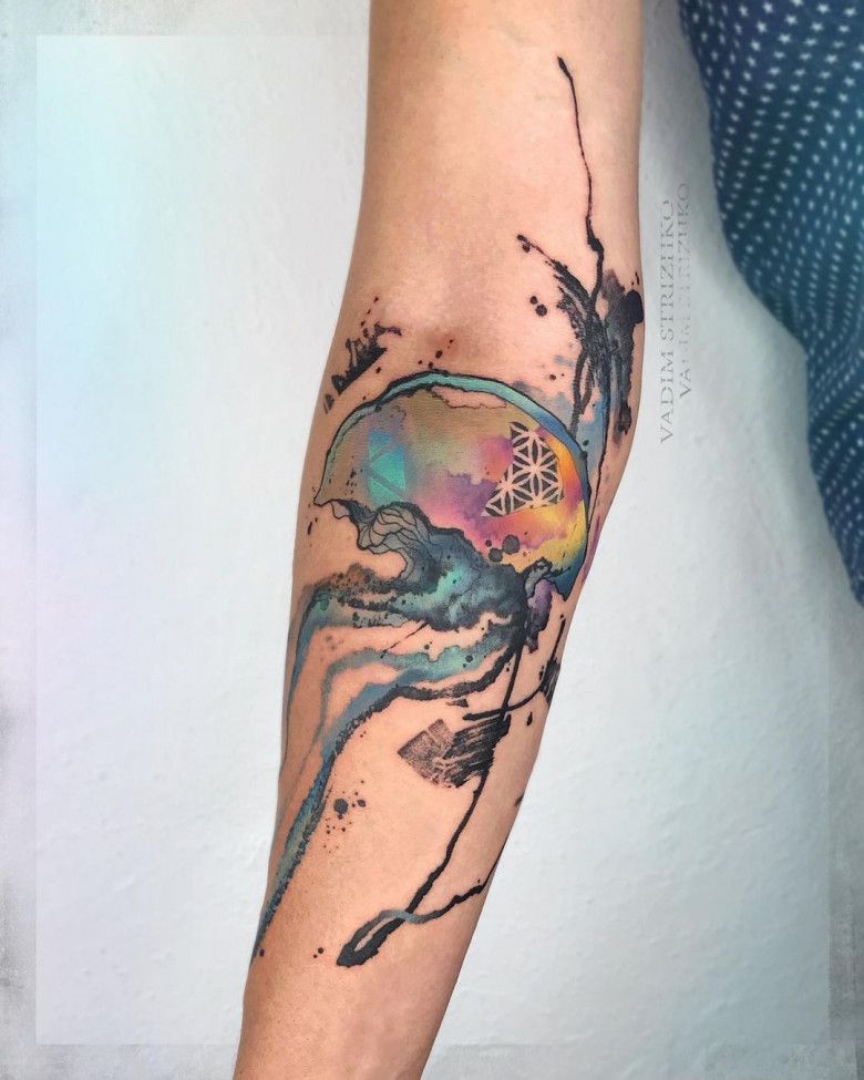 Акварель абстрактная татуировка