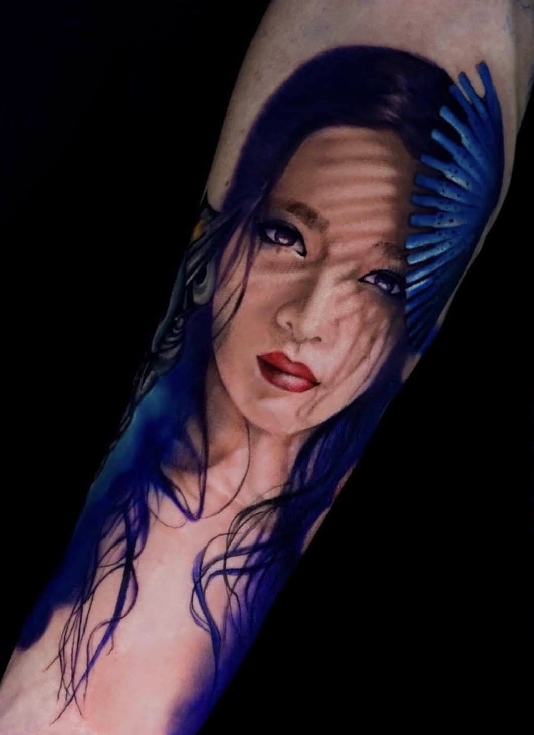 Anastasia Nechaeva’s Tattoos — Between Silver and Color