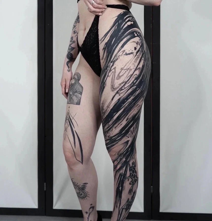 абстрактная татуировка - мастер Сергей Бит-Гармус