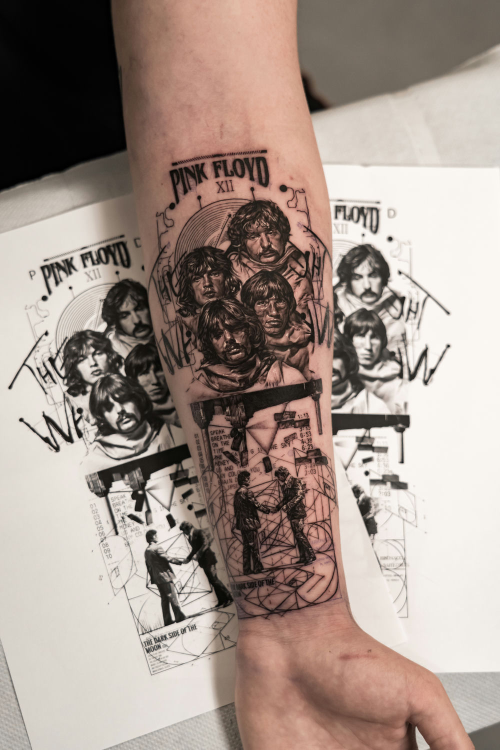 Tattoo artist Arlen Bellotti