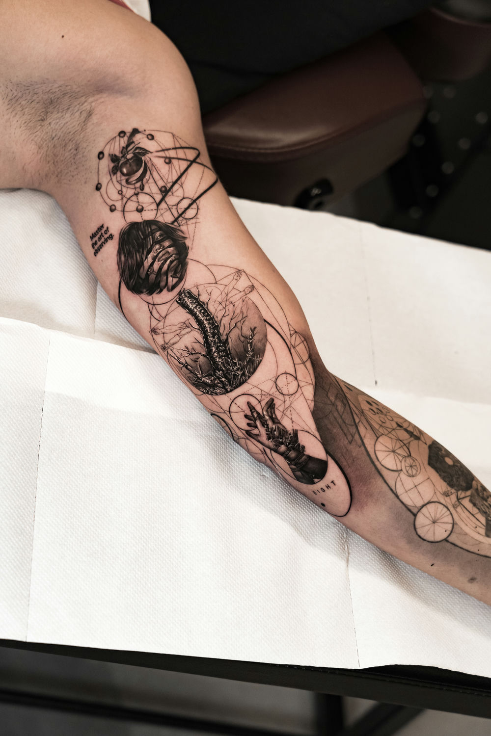 Tattoo artist Arlen Bellotti