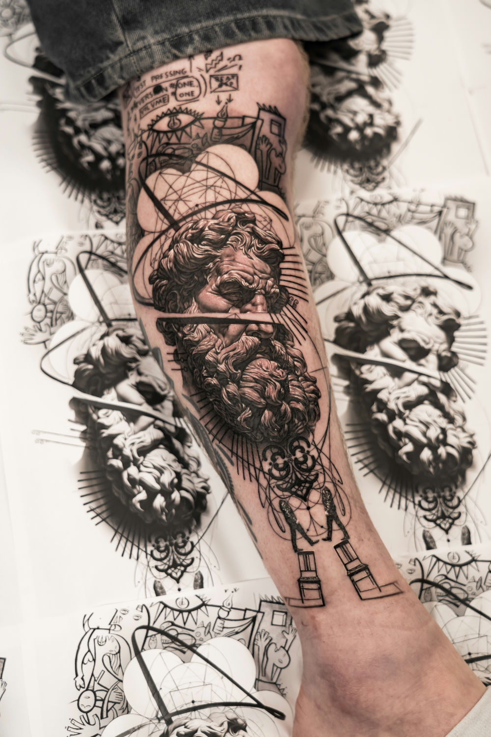 Tattoo artist Arlen Bellotti