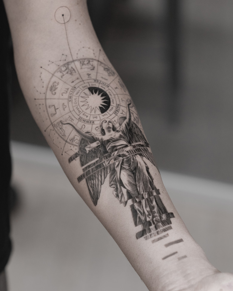 The magic of geometry in realistic tattoos by Evan Summers