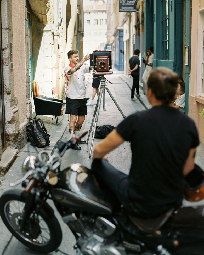 Photographer Enzo Lucia