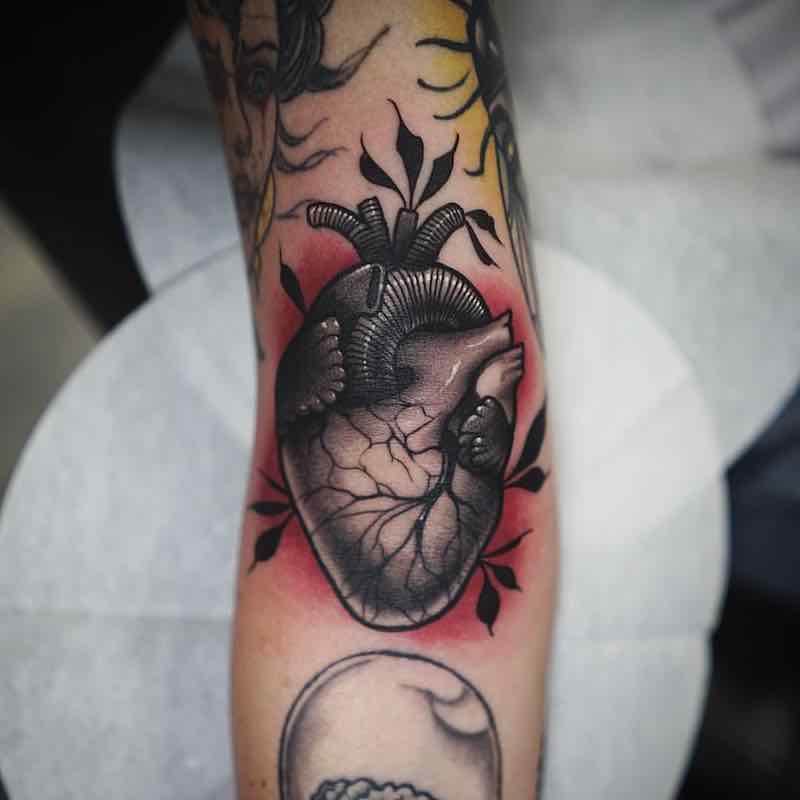 124 Fancy Heart Tattoos High Res Illustrations - Getty Images