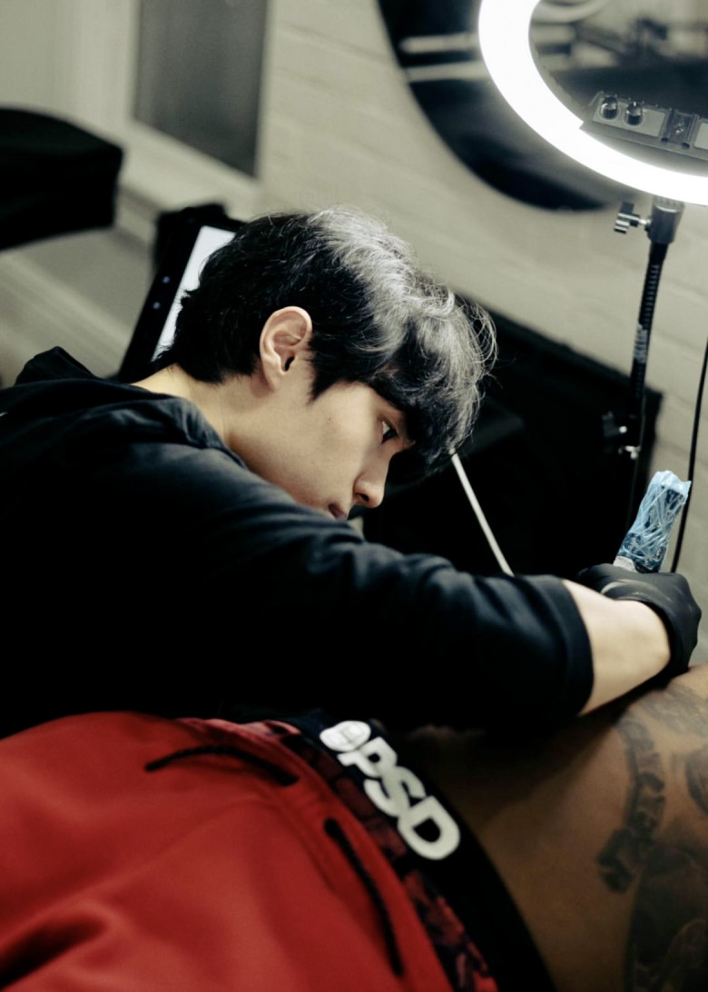 Tattoo artist Kid Needle