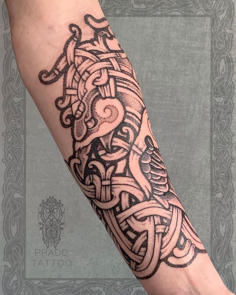 Lord of the Rings sleeve - Nordic ornament - Pradd Tattoo