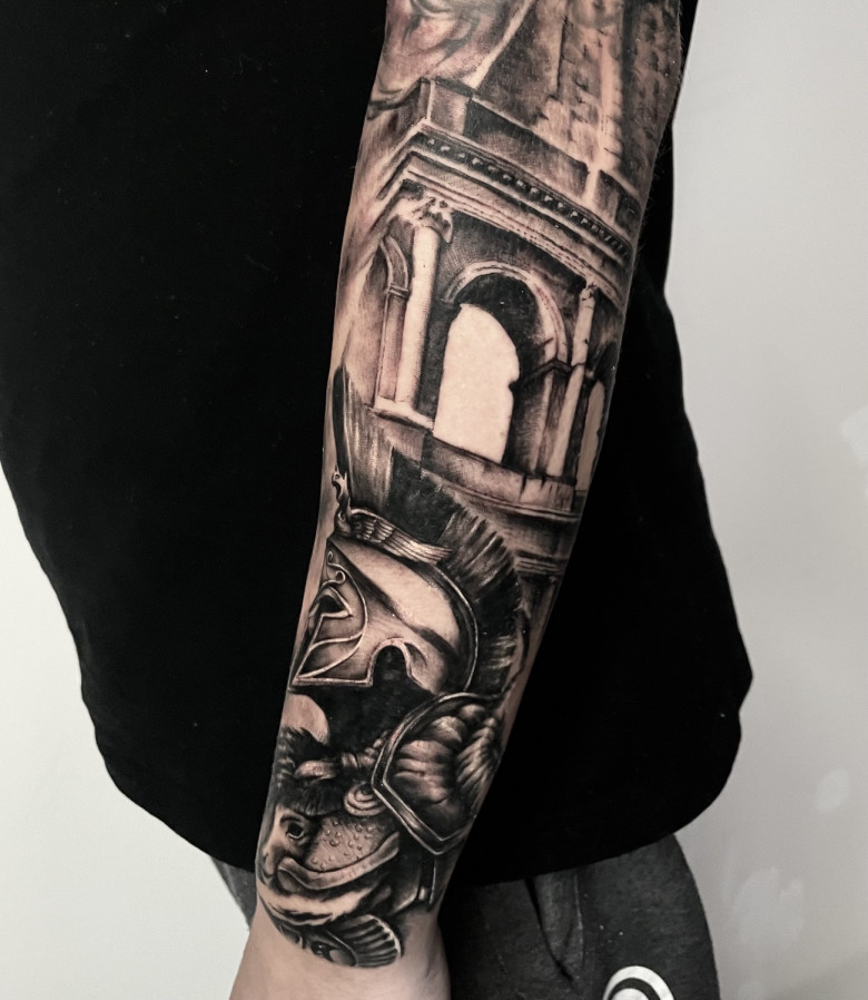Tattoo artist Patrick Fumfar