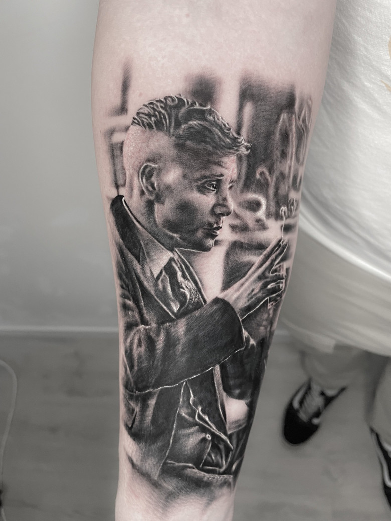 Tattoo artist Patrick Fumfar