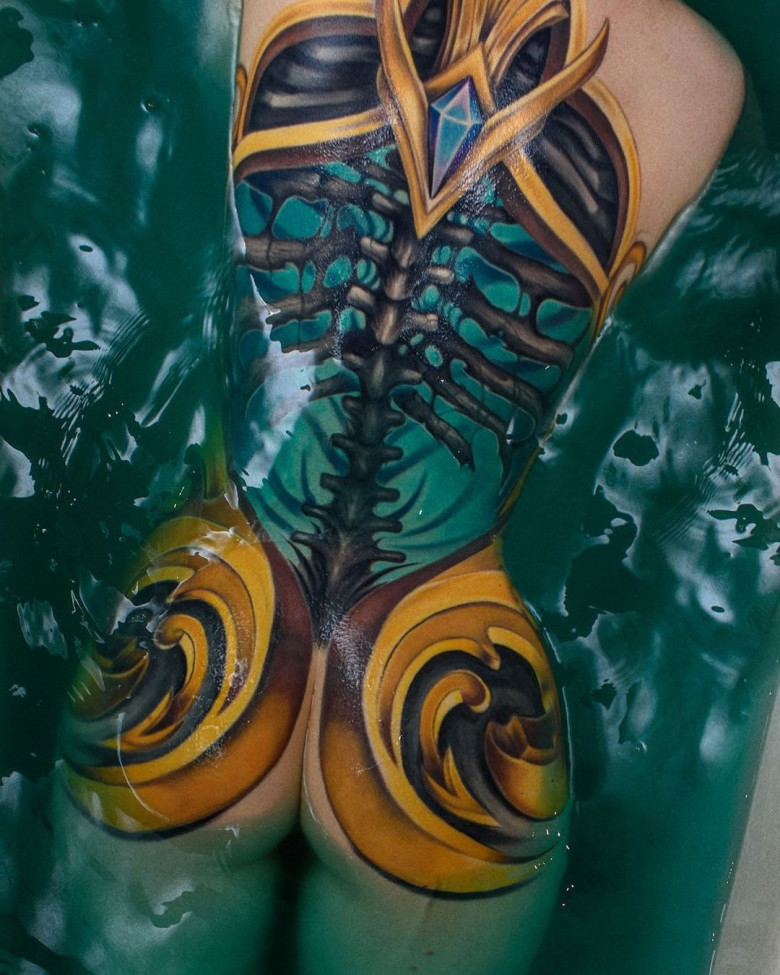 Polina Ramona_ink tattoo