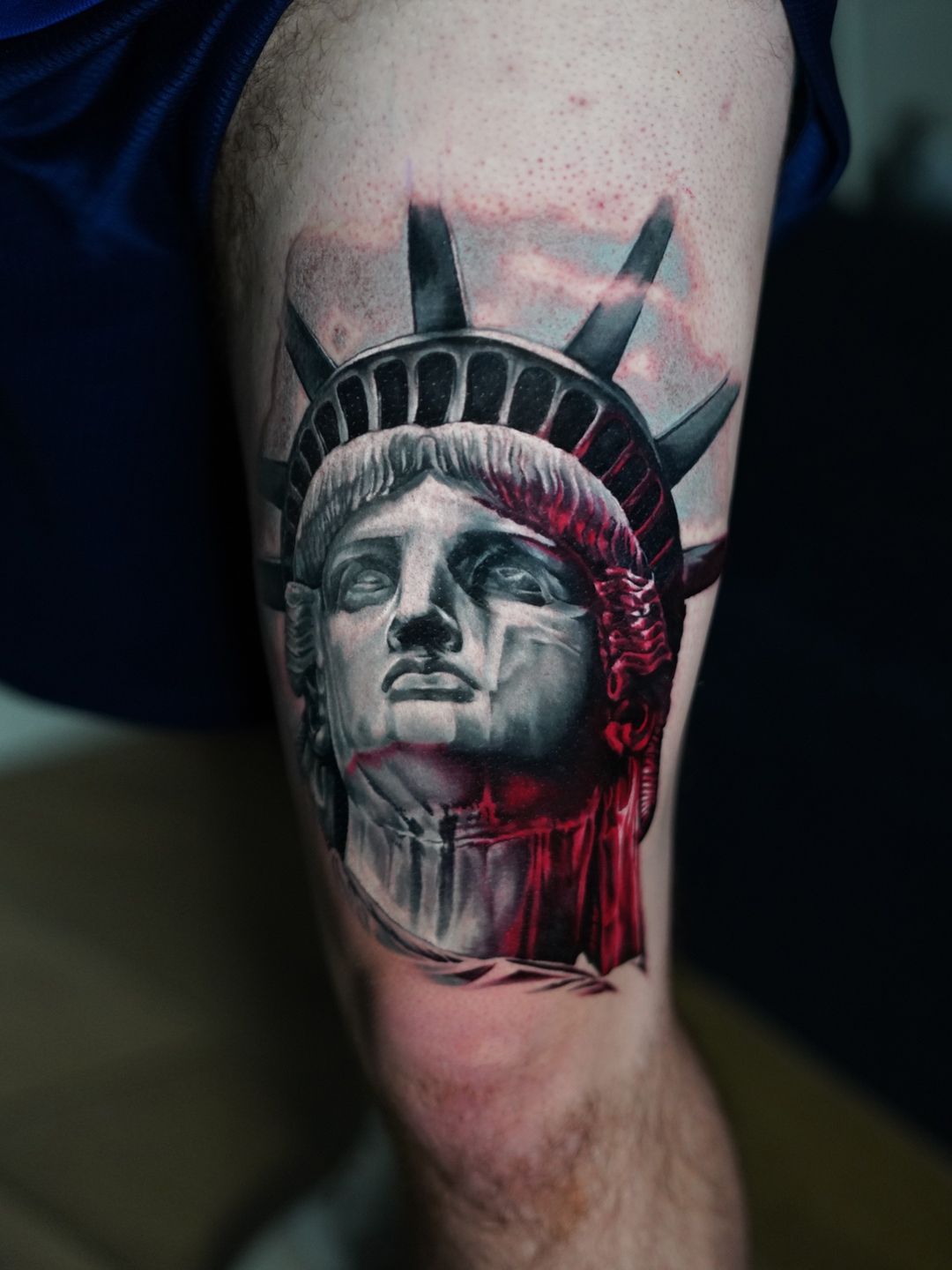 Tattoo artist Egor Kubrak