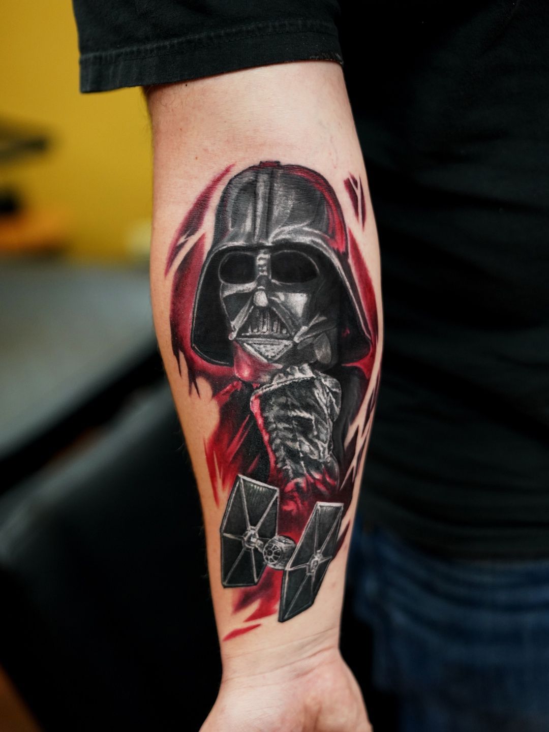 Tattoo artist Egor Kubrak