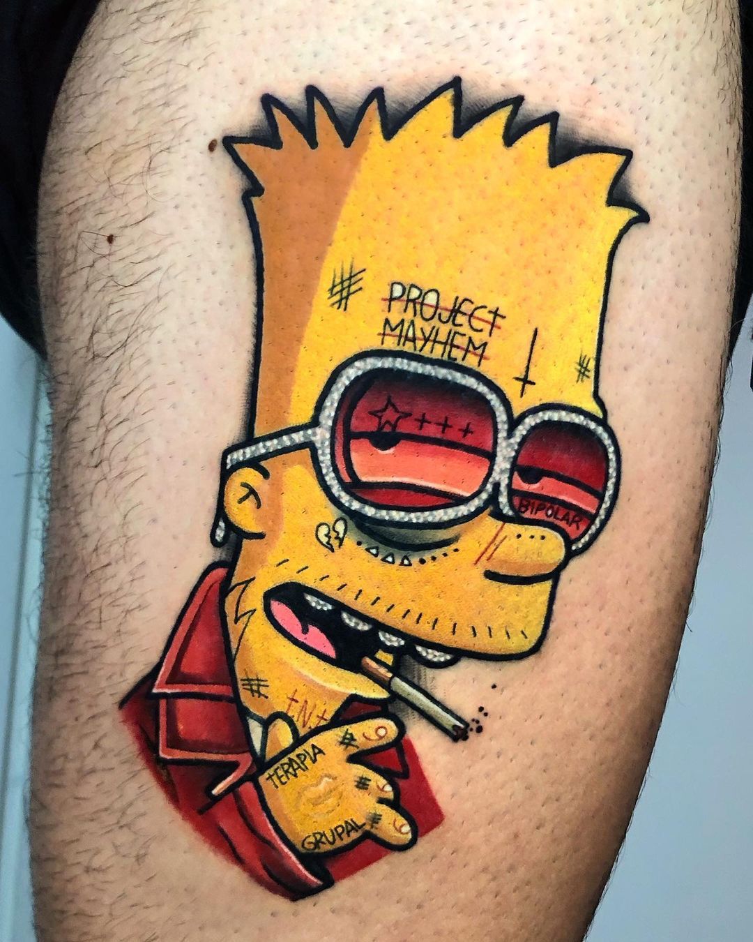 На эту и на ту: 203 татуировки из «Симпсонов» на одном человеке