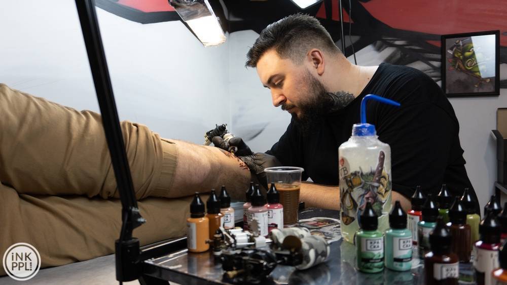 Тату мастер Юра Jay-b Таран, неотрадиционная и традиционная татуировка, КРАСКА Tattoo Ink | Санкт-Петербург, Россия