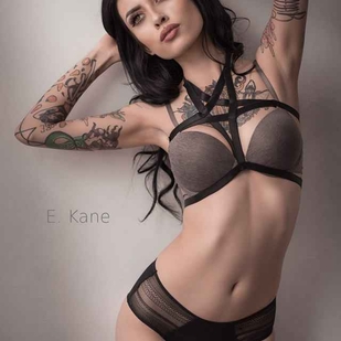 🔥 热门照片、模特作品集  #6495 纹身模特 Karla Blackburn