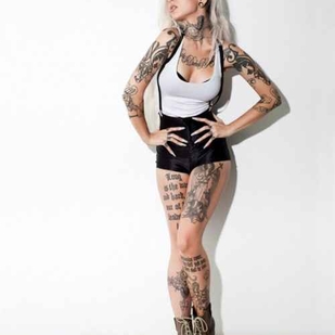 🔥 热门照片、模特作品集  #8663 纹身模特 Sara Fabel