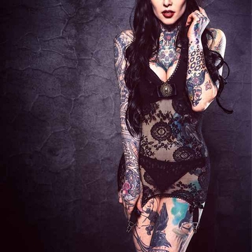 卡特琳·托尔勒 也就是 Makani Terror