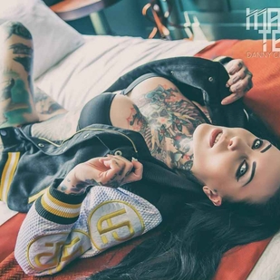 🔥 热门照片、模特作品集  #9439 纹身模特 Makani Terror