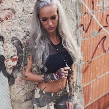 纹身模特 Tiffy Hollywood