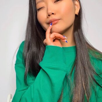 纹身师 Eleonora Dzhen