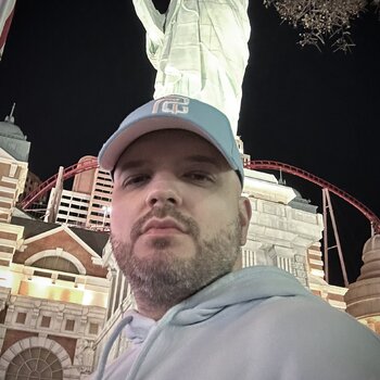 纹身师 Vladimir Mamonov