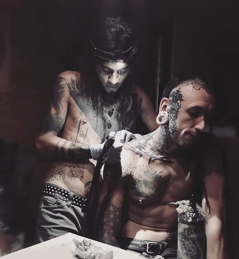 Tattoo艺术家Byron，作者风格黑工 tattoo | 哥斯达黎加